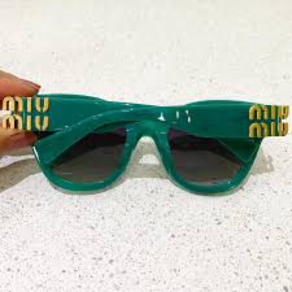 RARE Brand New Miu-Miu Women Sunglasses MU 01YS 15H-09S Authentic Italy